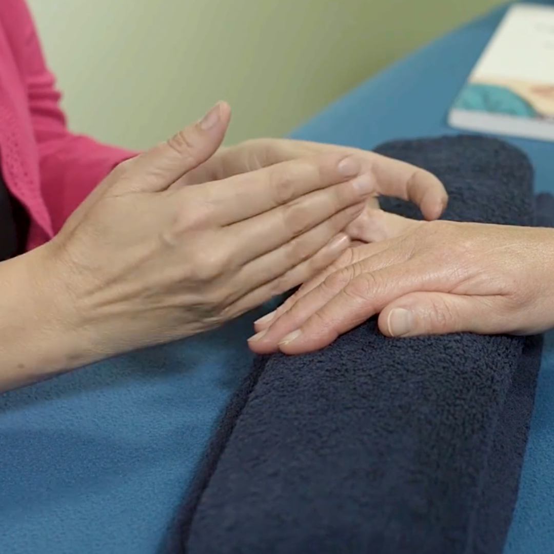 Detailed Hand Massage (7 hrs)